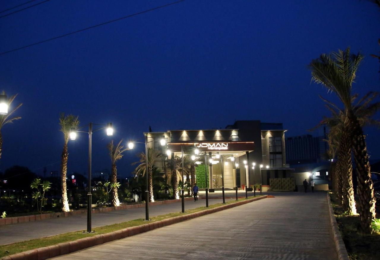 Udman Hotel Greater Noida Εξωτερικό φωτογραφία