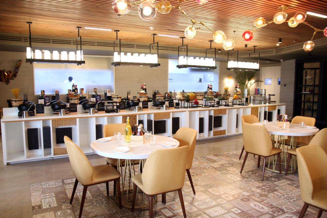 Udman Hotel Greater Noida Εξωτερικό φωτογραφία
