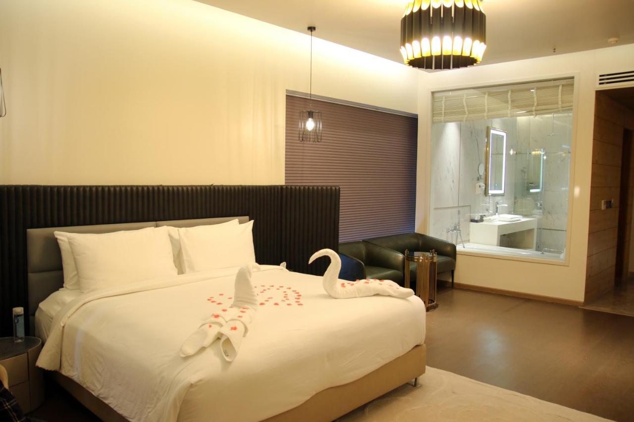 Udman Hotel Greater Noida Εξωτερικό φωτογραφία
