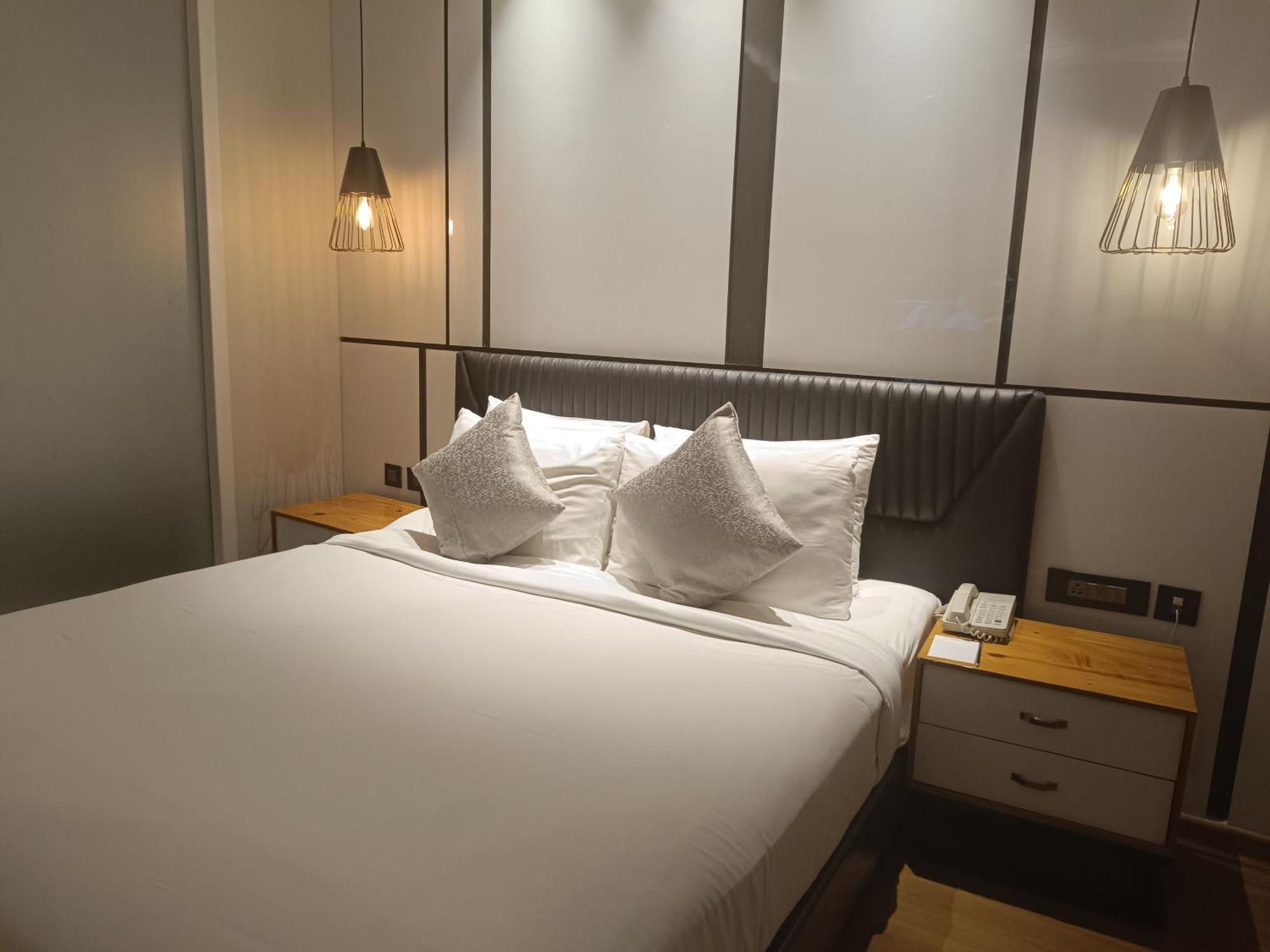 Udman Hotel Greater Noida Εξωτερικό φωτογραφία