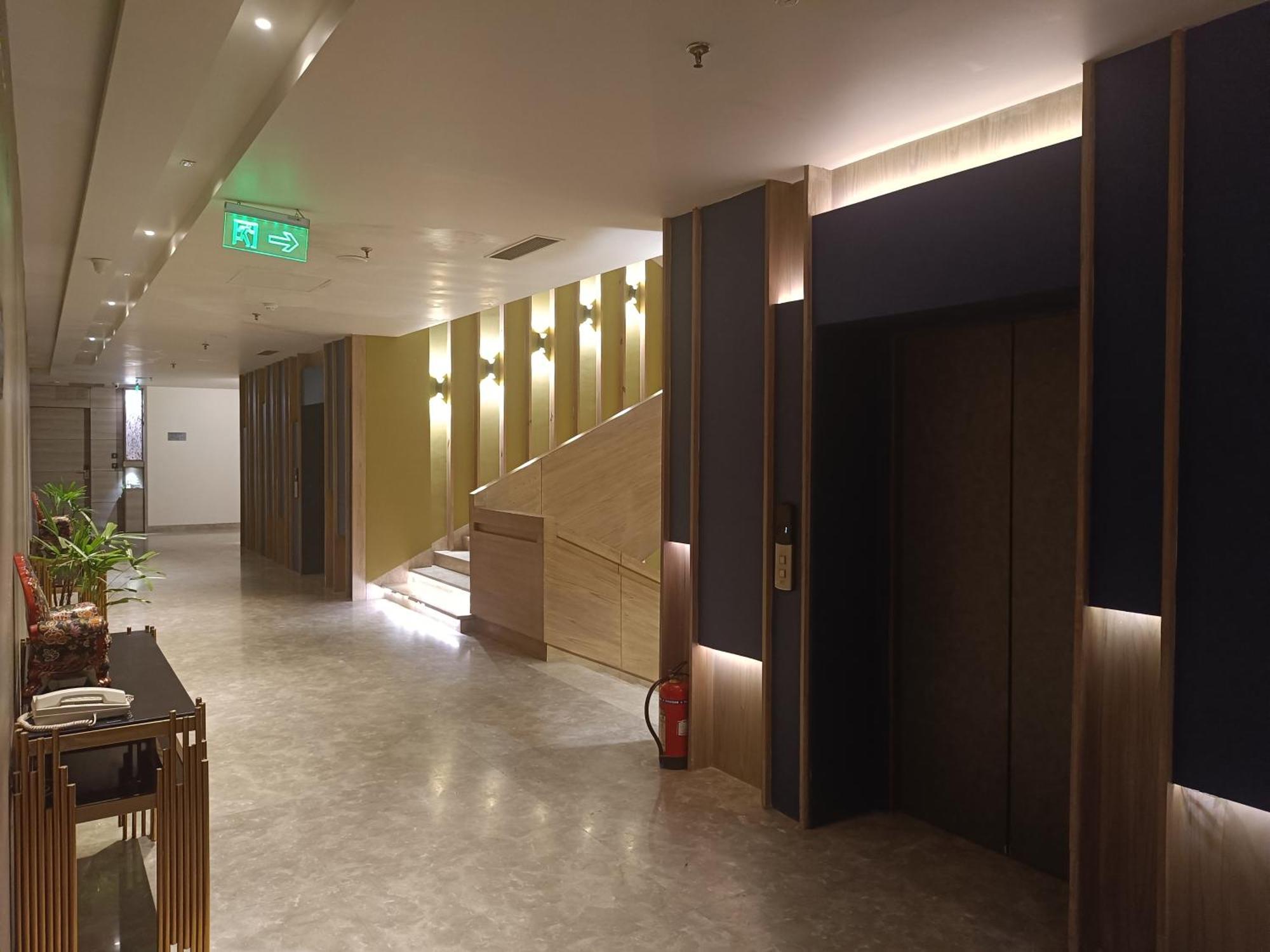 Udman Hotel Greater Noida Εξωτερικό φωτογραφία